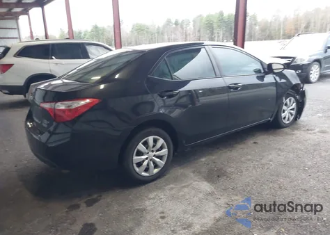 2015 Toyota Corolla Le z USA, uszkodzony, nr VIN 5YFBURHE7FP328595
